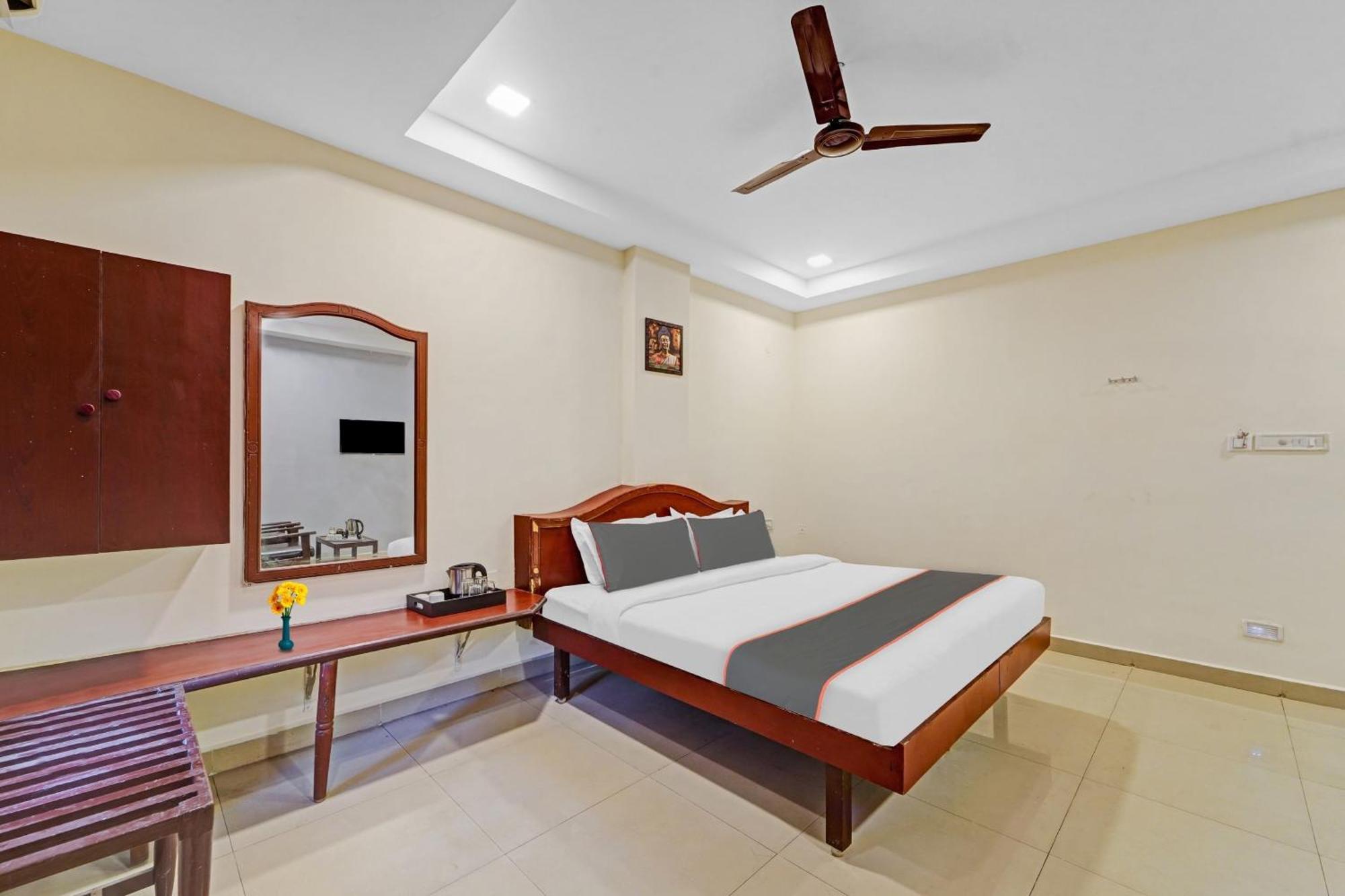 Super Townhouse G Silver Hotels Mount Road Τσενάι Εξωτερικό φωτογραφία