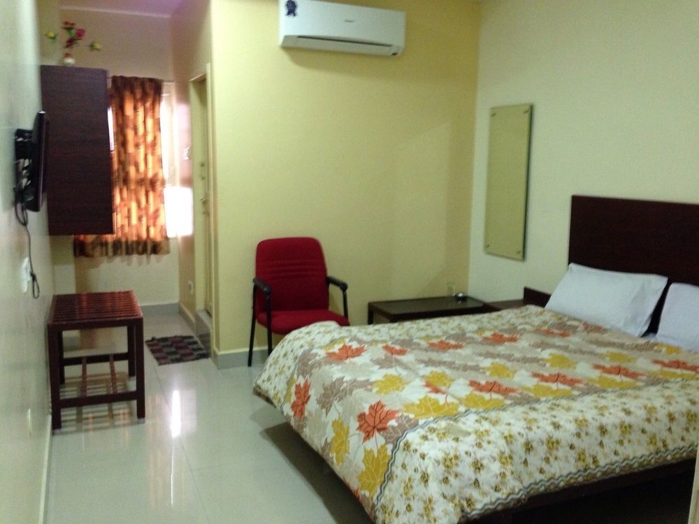 Super Townhouse G Silver Hotels Mount Road Τσενάι Εξωτερικό φωτογραφία